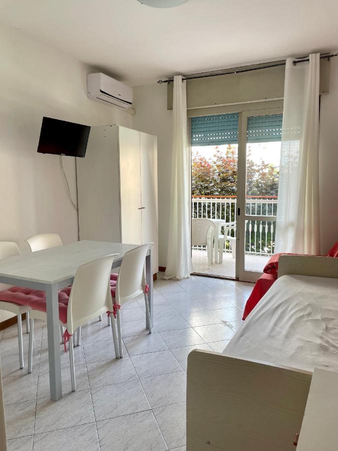 Residence La Duna Lignano Sabbiadoro Eksteriør bilde